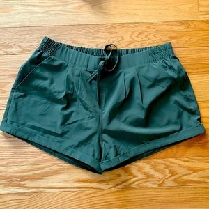 Zyia Summer short, size large.